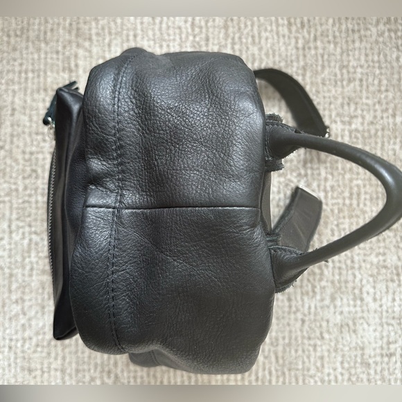 American Leather Company Black Leather Unisex Backpack EUC - Picture 7 of 8